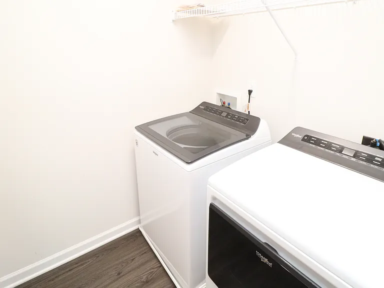 755 Amarra Dr — Photo 23