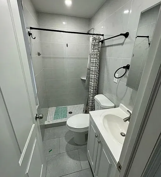 917 Willoughby Ave #1 — Photo 3
