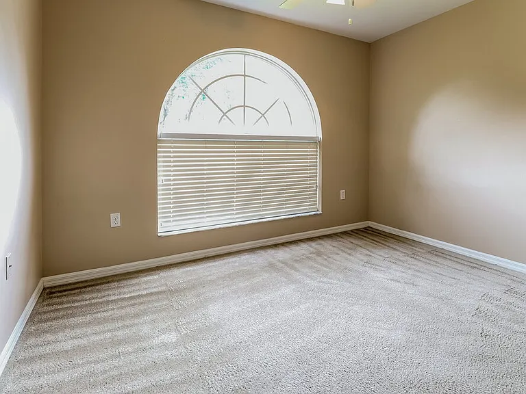 3843 Lockridge Dr — Photo 5