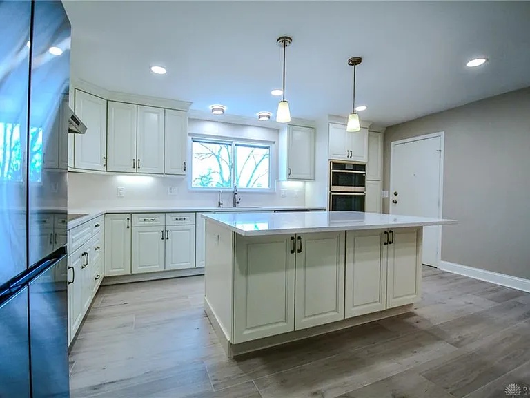 121 E Schantz Ave #3 — Photo 18