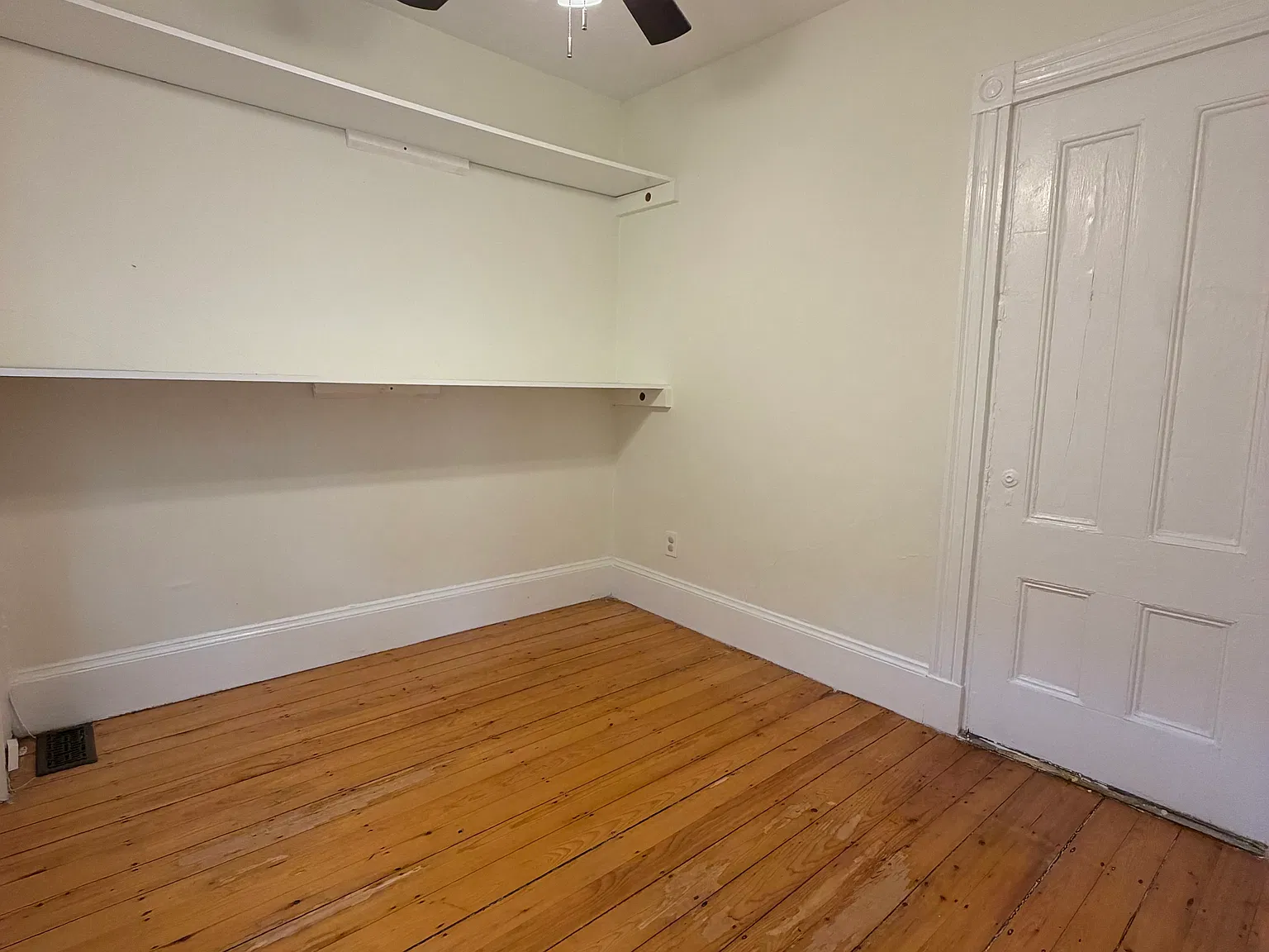 2 bed, 9999 sqft, $2,800 — Photo 4