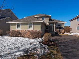10786 Ashley Ln, Woodbury, MN 55129