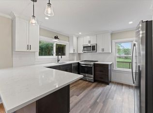 300 Kings Hwy, West Springfield, MA 01089