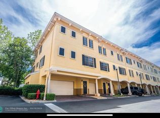 5202 Hampton Beach Pl, Tampa, FL 33609