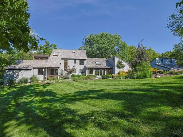 4805 Drake Rd, Cincinnati, OH 45243