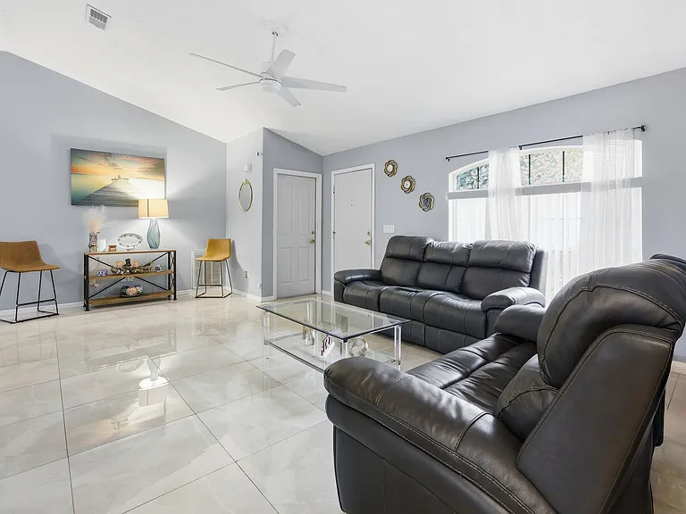 7770 SW 63rd Avenue Rd — Photo 9