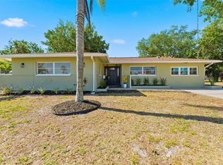 110 92nd Ave NE, Saint Petersburg, FL 33702