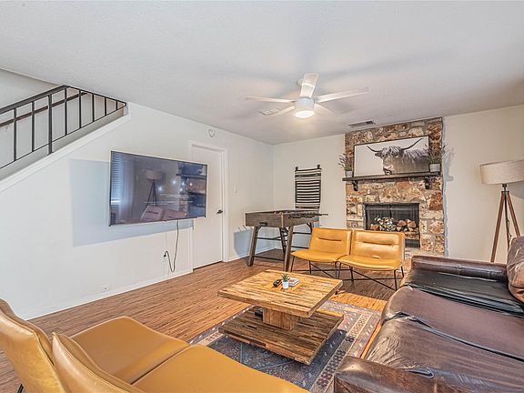 5th image of 12001 Trianon Ln