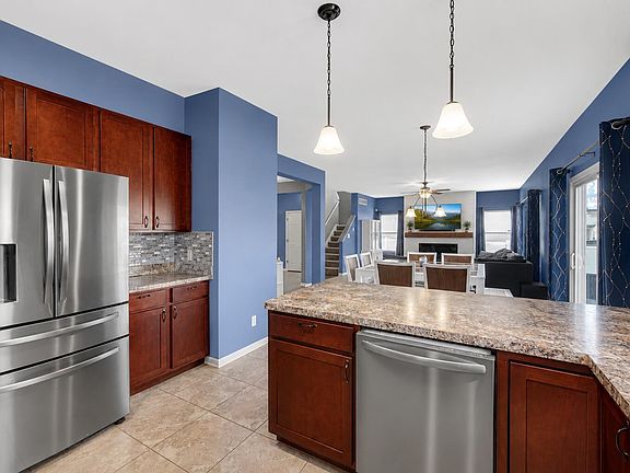 5th image of 7760 E 123rd Pl