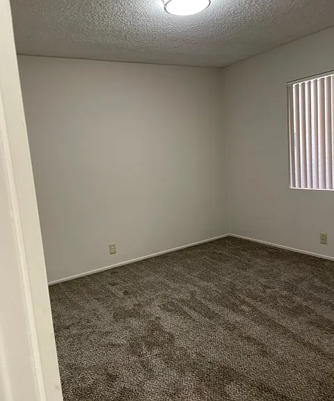 The Enrique Apartments — Photo 16