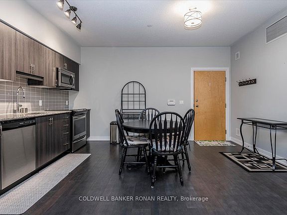 4th image of 69 Boyne St N #310