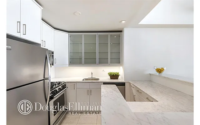 Sold by Douglas Elliman | media 5