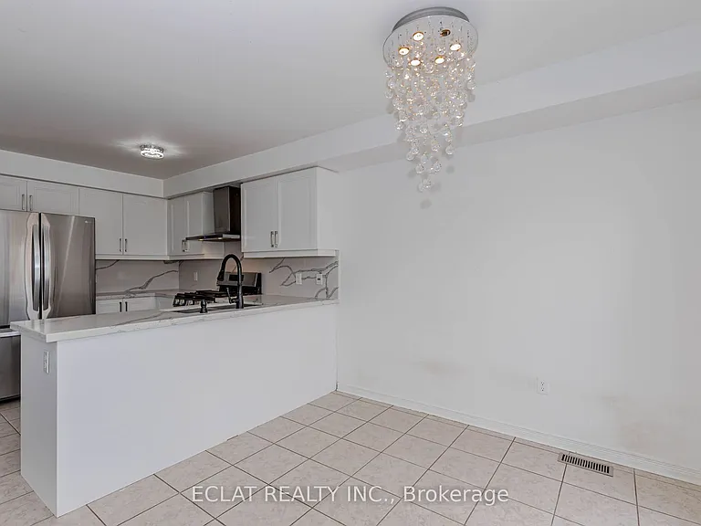 2 Lancaster Ct — Photo 19