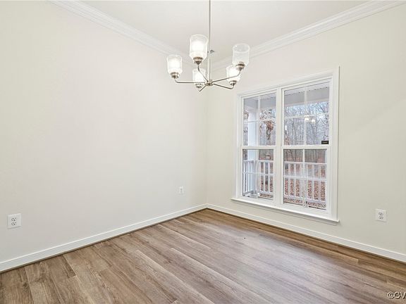 5th image of 503 Richmond Ave