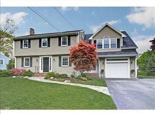 19 Helen Rd, Needham, MA 02492