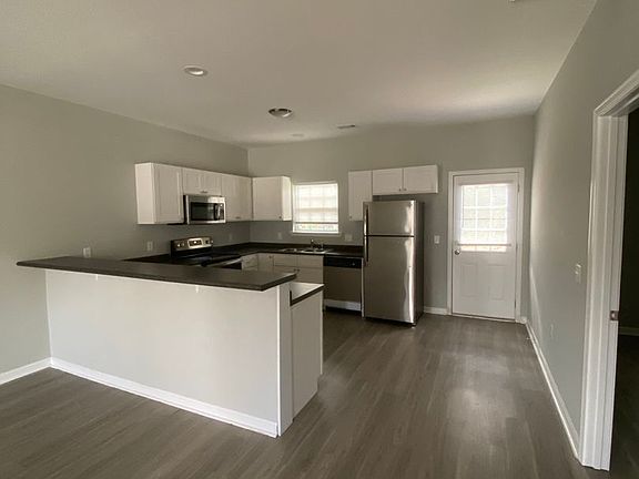 3rd image of 206 Bonilane Dr #112