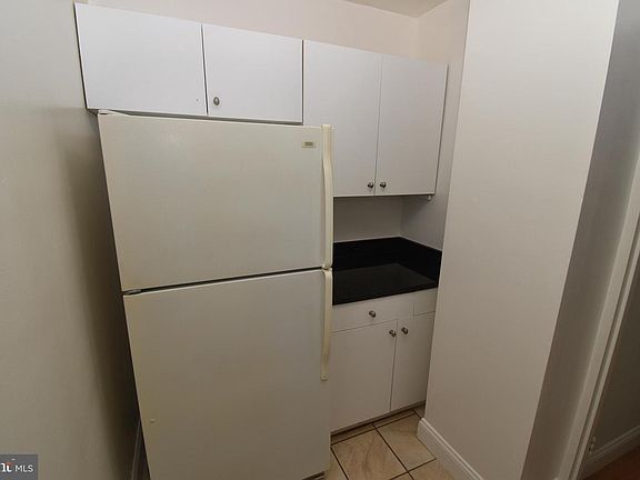 5th image of 1011 Arlington Blvd APT 517