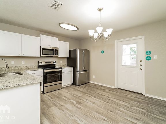 2nd image of 659 Northlake Dr