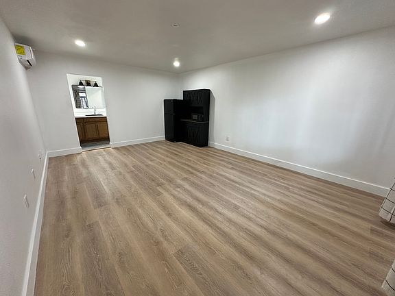 5th image of 1078 E White Mountain Blvd #Ad1868cf2