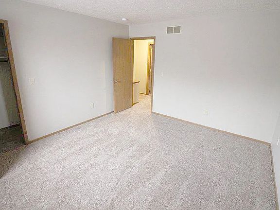 4th image of 3626 Scarberry Dr #3626