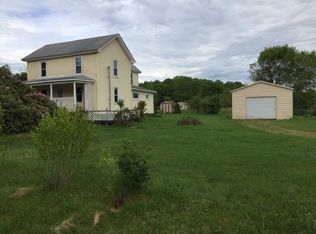 2144 Cranberry Rockland Rd, Kennerdell, PA 16374