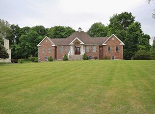 3 Creekside Rd, Hopewell Junction, NY 12533