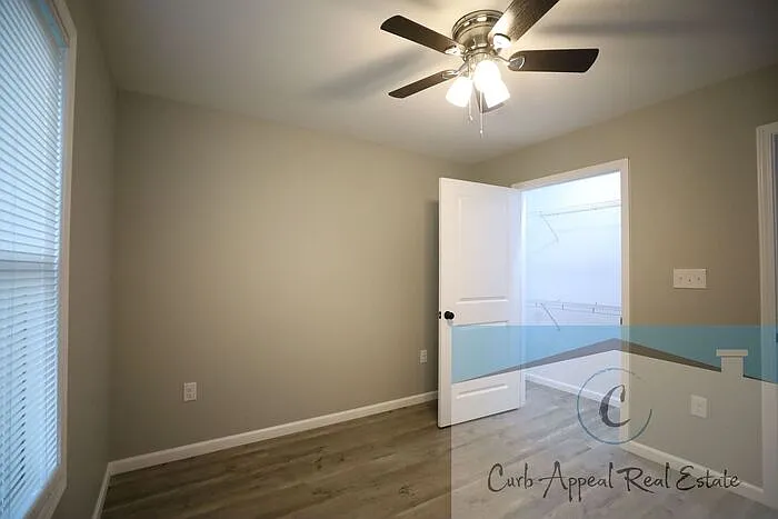 2406 Boydston St — Photo 7