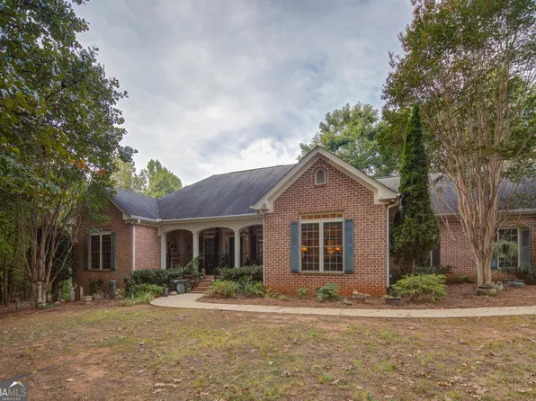 1170 Calhoun Rd, Dahlonega, GA 30533