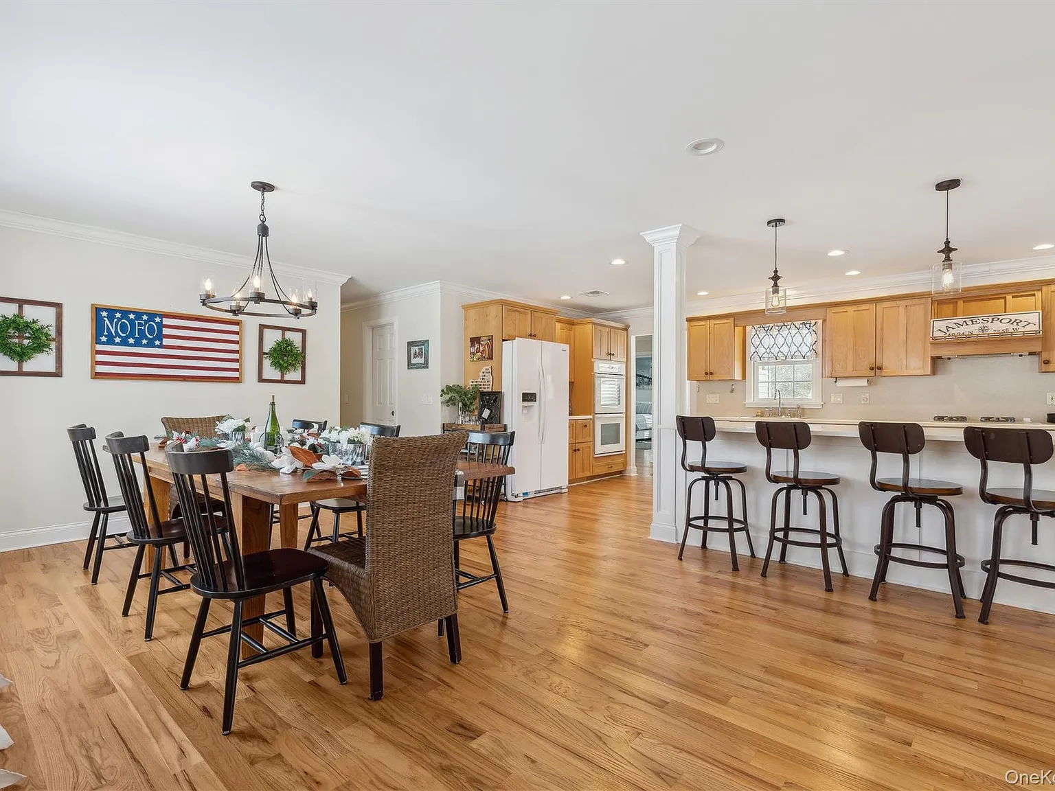 4 bed, 2.5 bath, 2100 sqft, $9,500 — Photo 4