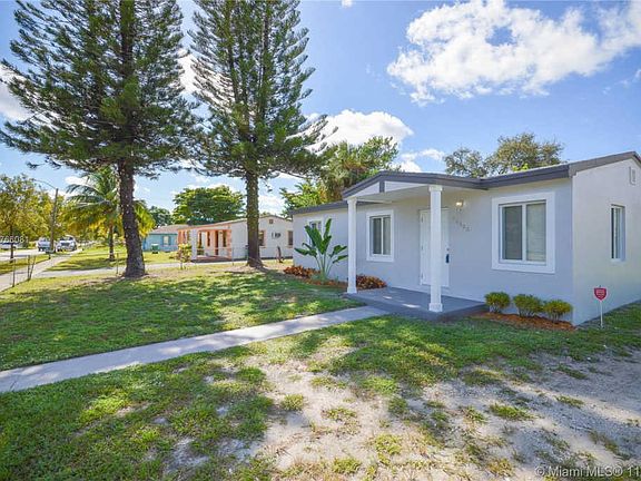 3rd image of 16500 NW 17th Ct