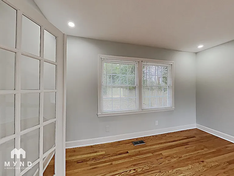 7316 Woodstream Dr — Photo 10