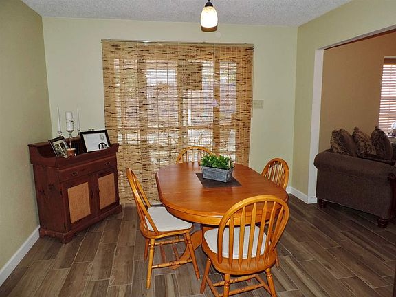 4th image of 1421 Longhorn Dr
