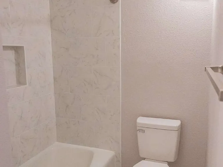550 E Park Ave #2 — Photo 12