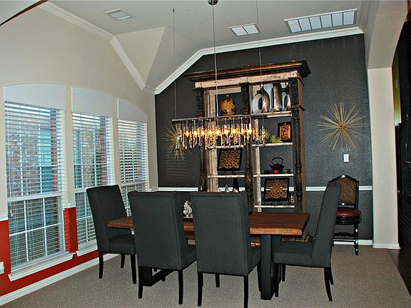 5th image of 5613 Emerson Ct