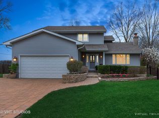1258 N Grove Ave, Palatine, IL 60067