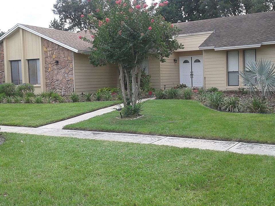 1st image of 3537 Merivale Dr