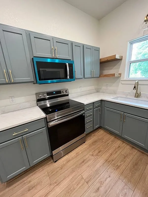 2 bed, 974 sqft, $1,100 — Photo 2