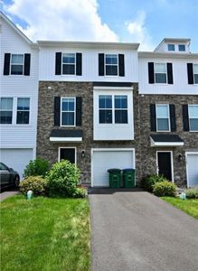 7551 Clayton Ave, Coopersburg, PA, 18036