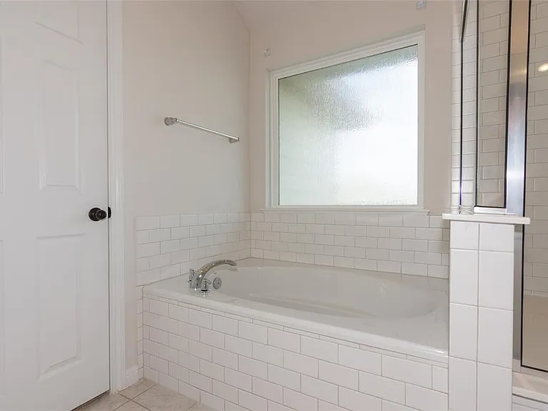2500 Roosevelt Rd — Photo 20