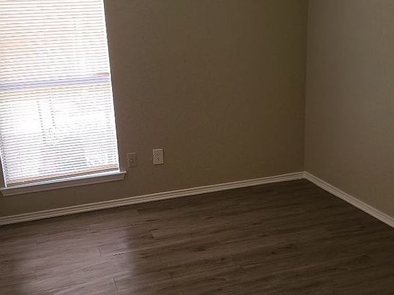 2nd image of 8517 Gatlinburg Dr