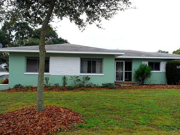 5th image of 913 Hill Dr