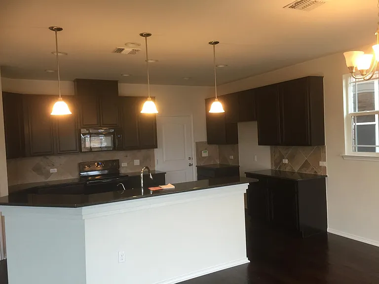 1405 Berlin Ln — Photo 3