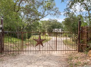 9971 Macaway Rd, Adkins, TX 78101