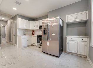 296 Ege Ave FLOOR 2, Jersey City, NJ 07304