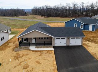 26 Burke Dr, Shippensburg, PA
