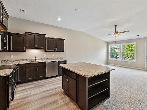 4th image of 2548 Crosshill Dr