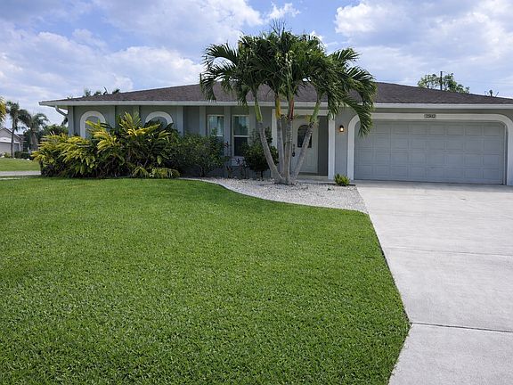 3rd image of 2302 SW 53rd Ter