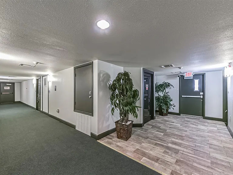 1025 Swanson St #211 — Photo 6