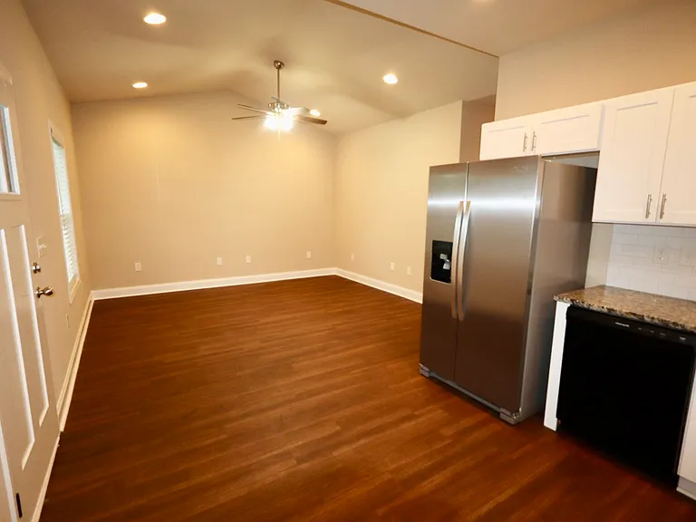 155 Peachtree Ln #155 — Photo 3