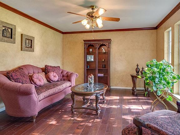 5th image of 3117 Hazlewood Ct